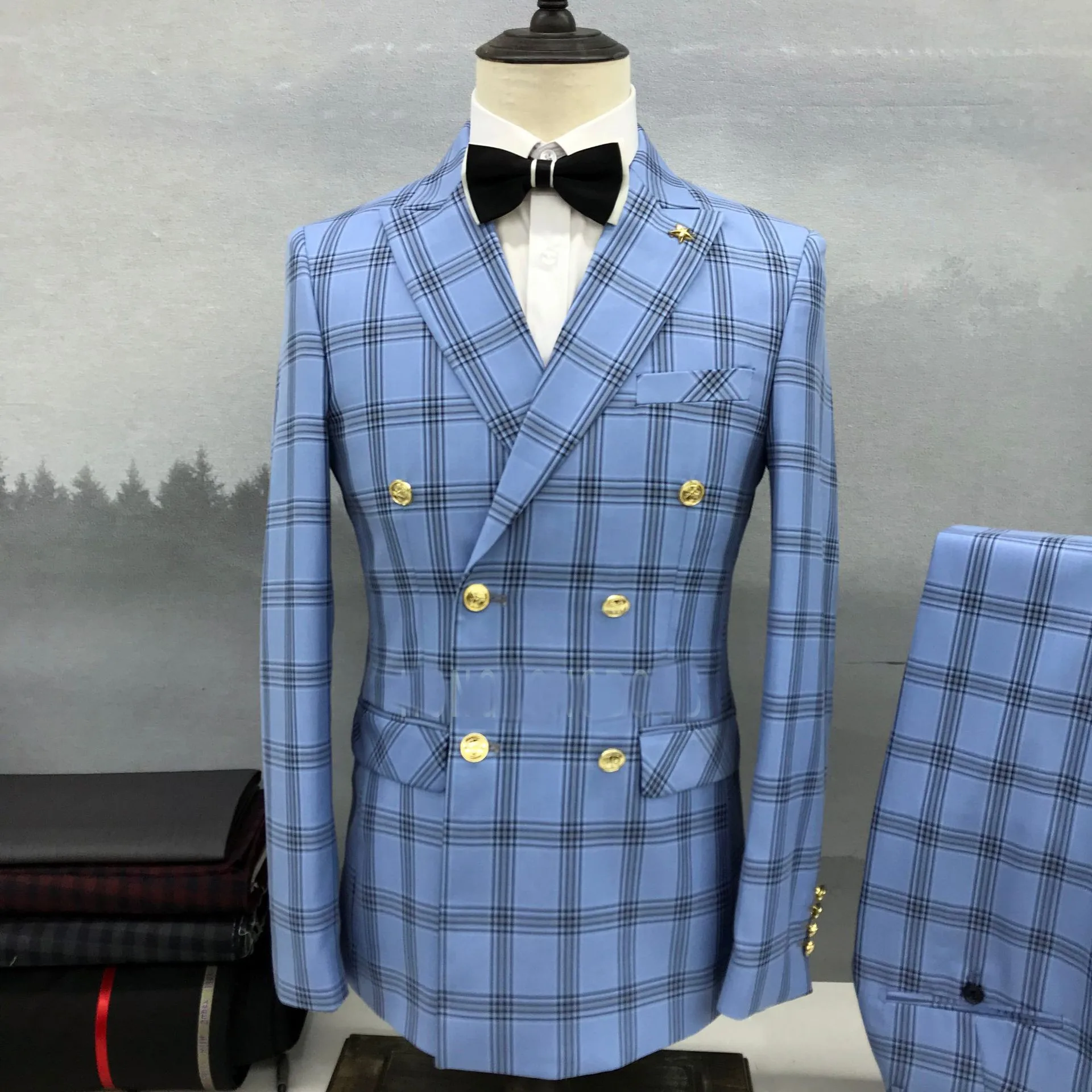 Custom double breasted Blue Plaid formal wedding suits for men's fashion bridegroom party suit business casual slim fit 2-pieces
Custom double breasted Blue Plaid formal wedding suits for men's fashion bridegroom party suit business casual slim fit 2-pieces
