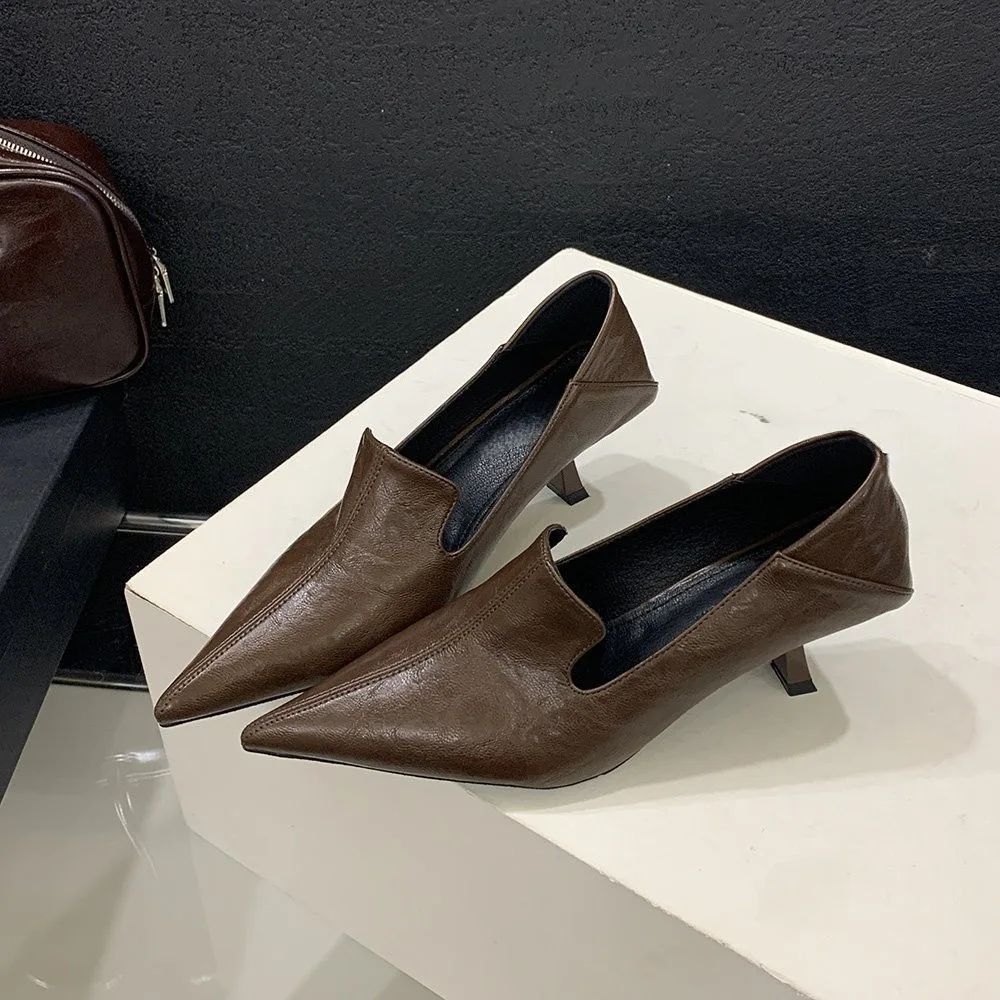 2026 New French Single Shoes Women's Autumn New Temperament Versatile Deep Mouth Pointed Toe Work Shoes
2026 New French Single Shoes Women's Autumn New Temperament Versatile Deep Mouth Pointed Toe Work Shoes