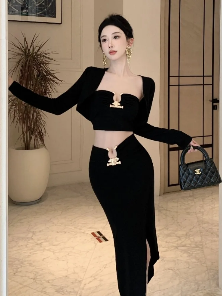 Fashionable Luxury Design Sensual Open Cardigan Strapless Split Skirt Pure Desire Sexy Three-piece Set for Elegant Women
Fashionable Luxury Design Sensual Open Cardigan Strapless Split Skirt Pure Desire Sexy Three-piece Set for Elegant Women
