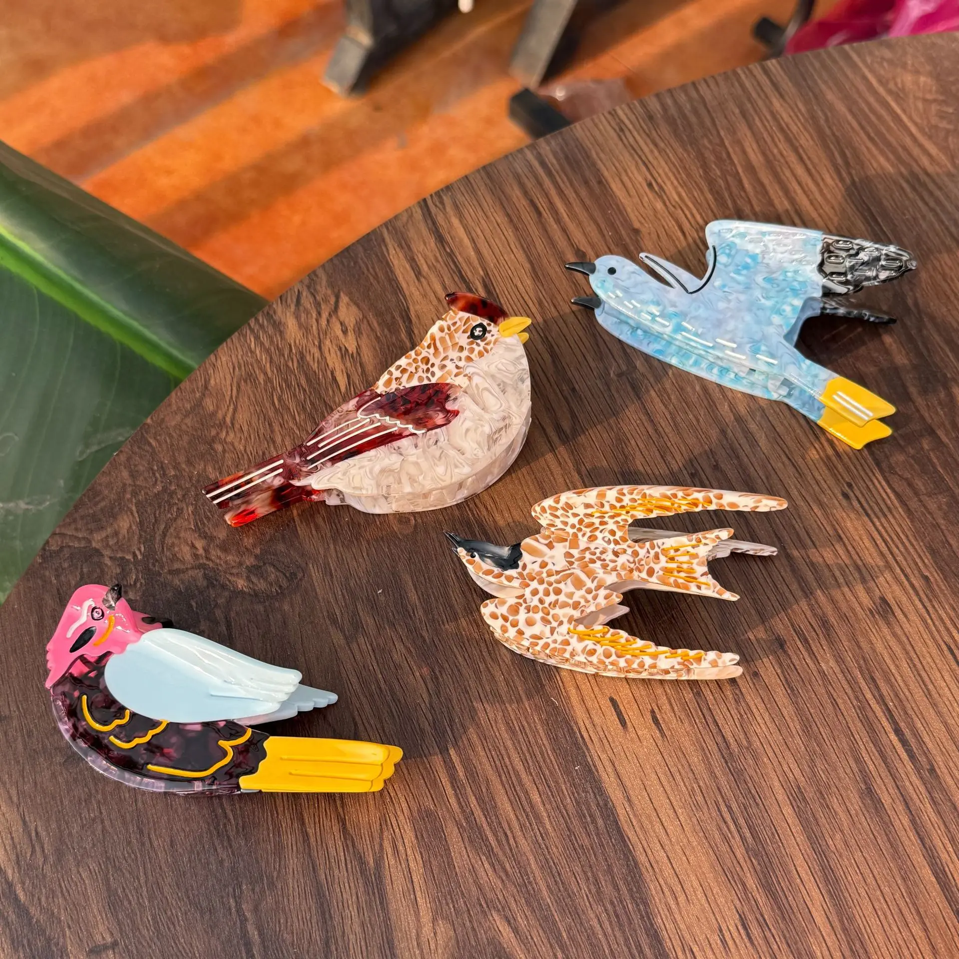 DS Cute Cartoon Parrot Swallow Acetate Hair Claw Animal Bird Series Claw Clips Crab Hair Clips Hair Accessories for Women Girls
DS Cute Cartoon Parrot Swallow Acetate Hair Claw Animal Bird Series Claw Clips Crab Hair Clips Hair Accessories for Women Girls
