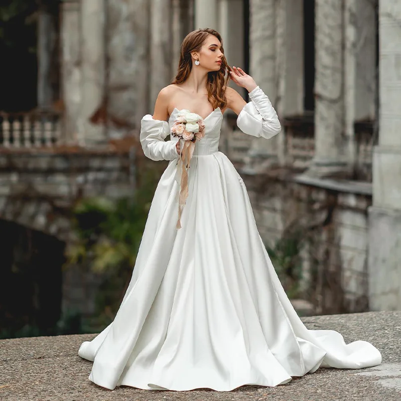 Sexy V-neck A Line Satin Wedding Dresses With Detachable Sleeves Beach Bridal Dress Robe De Mariee
Sexy V-neck A Line Satin Wedding Dresses With Detachable Sleeves Beach Bridal Dress Robe De Mariee