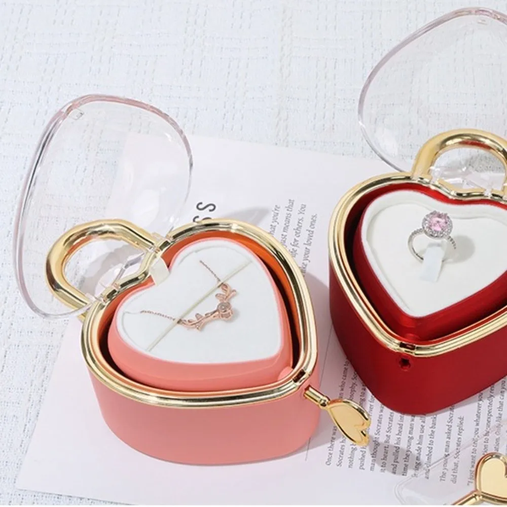 Rotation Heart-shaped Padlock Jewelry Box Soap Rose Flower Organizer Finger Ring Box Ring Display Dustproof
Rotation Heart-shaped Padlock Jewelry Box Soap Rose Flower Organizer Finger Ring Box Ring Display Dustproof
