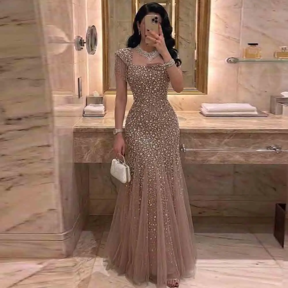 Customized Sequin Embroidery Evening Dress Square Neck Cape Sleeve Prom Gown Beading Tassel Detail Wedding Party Dresses
Customized Sequin Embroidery Evening Dress Square Neck Cape Sleeve Prom Gown Beading Tassel Detail Wedding Party Dresses