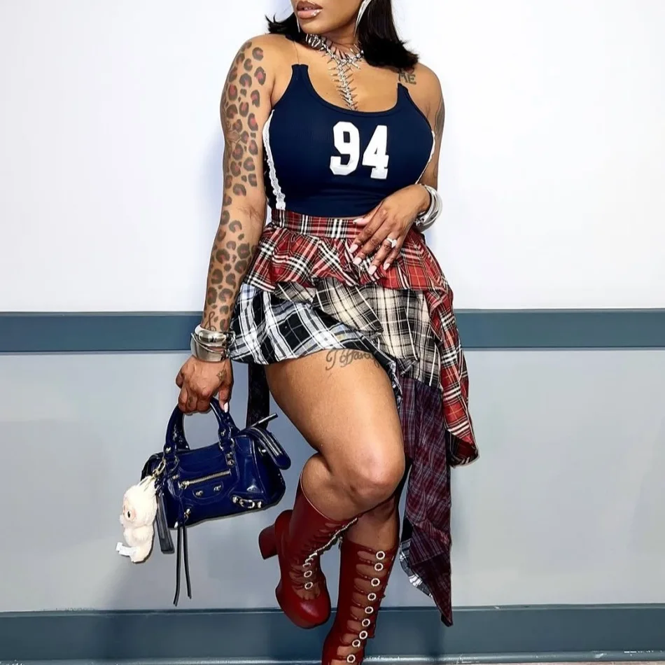 Plaid Women Ruffles Mini Skirts Y2K High Waist Skirts 2025 Autumn New Popular Streetwear Sexy Night Club Party Vestidos
Plaid Women Ruffles Mini Skirts Y2K High Waist Skirts 2025 Autumn New Popular Streetwear Sexy Night Club Party Vestidos