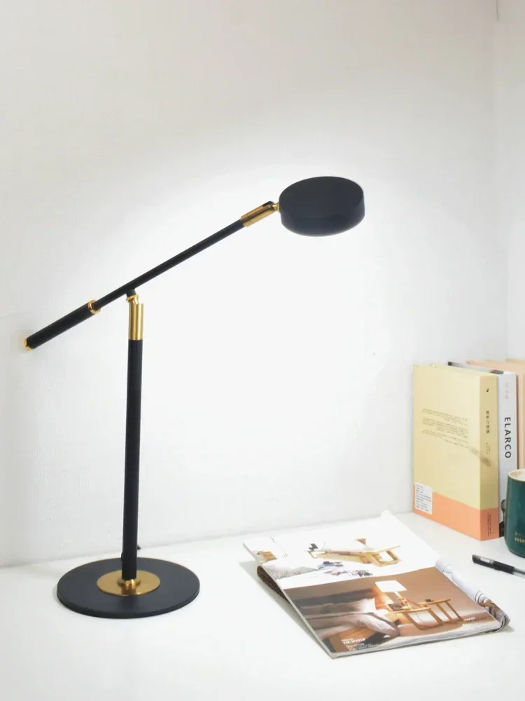 Modern Simple and Light Luxury Office Dedicated Hotel Business Desk Eye Protection Desk Lamp
Modern Simple and Light Luxury Office Dedicated Hotel Business Desk Eye Protection Desk Lamp