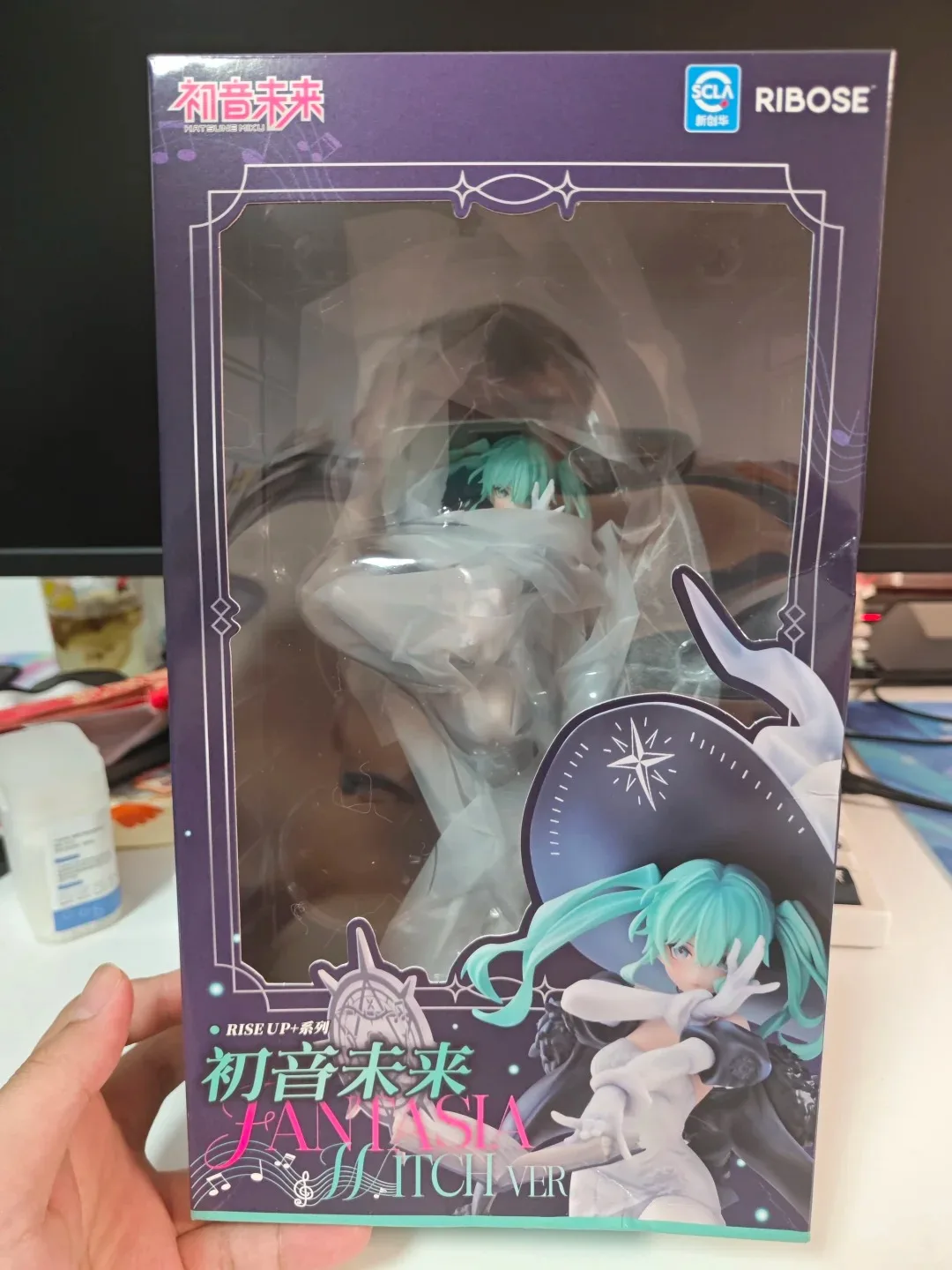 【В наличии】 Оригинальная серия RIBOSE RISE UP Miku Fantasia Witch 25 см, модель персонажа аниме, игрушка
【В наличии】 Оригинальная серия RIBOSE RISE UP Miku Fantasia Witch 25 см, модель персонажа аниме, игрушка