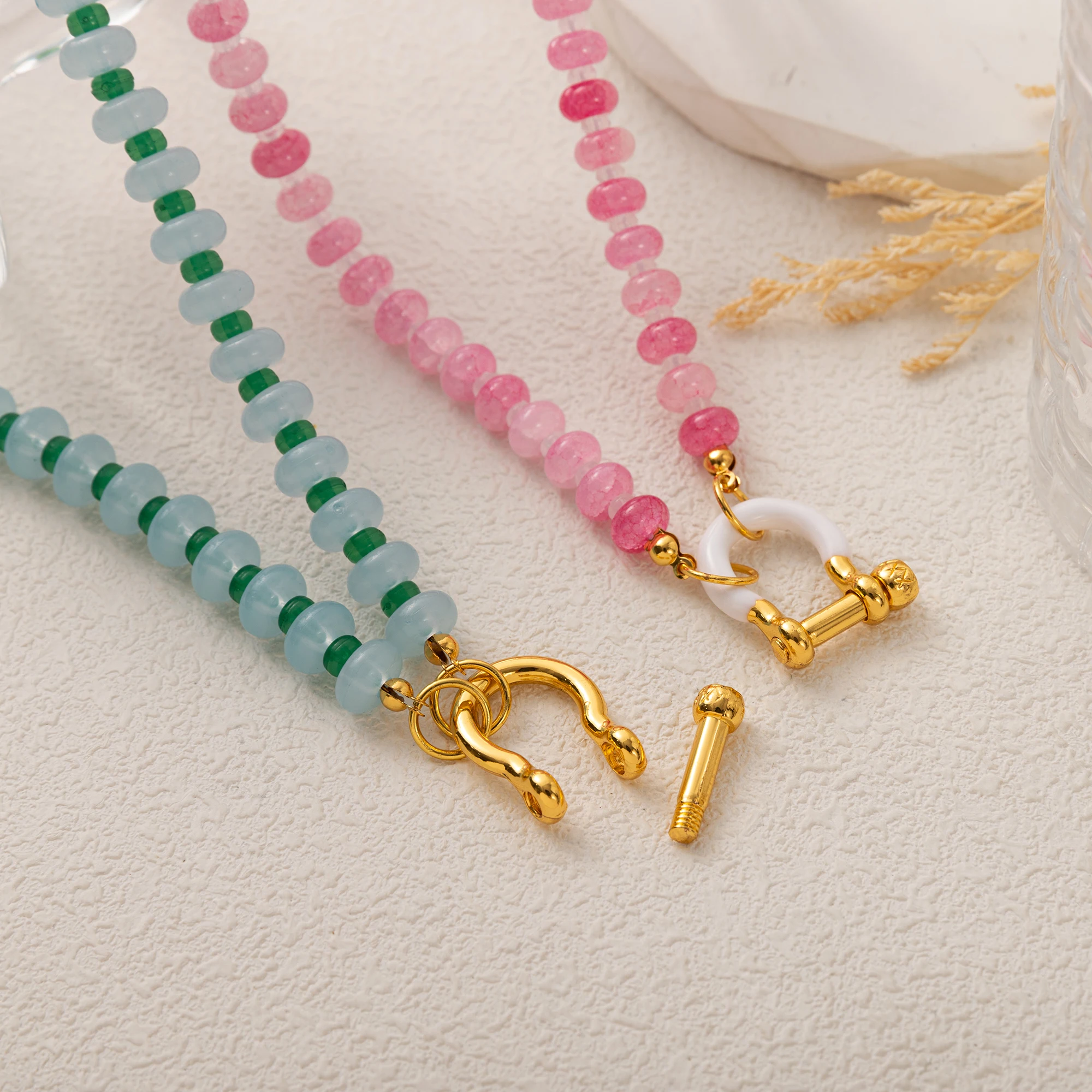 Dopamine colored minimalist heart-shaped bead DIY necklace versatile Necklaces for women
Dopamine colored minimalist heart-shaped bead DIY necklace versatile Necklaces for women
