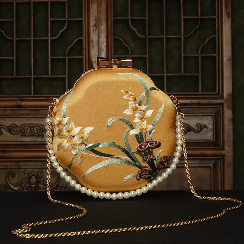 2026 Fashionable Hand Embroidered Women's Handbag Retro round Chinese Accessories Small Bag Paired with Cheongsam
2026 Fashionable Hand Embroidered Women's Handbag Retro round Chinese Accessories Small Bag Paired with Cheongsam