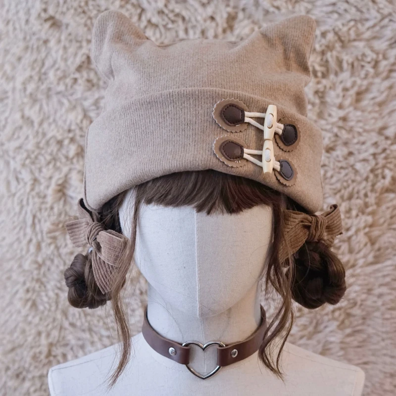 Japanese original handmade beige horn buckle cat ear pullover hat autumn and winter thermal hat for women
Japanese original handmade beige horn buckle cat ear pullover hat autumn and winter thermal hat for women