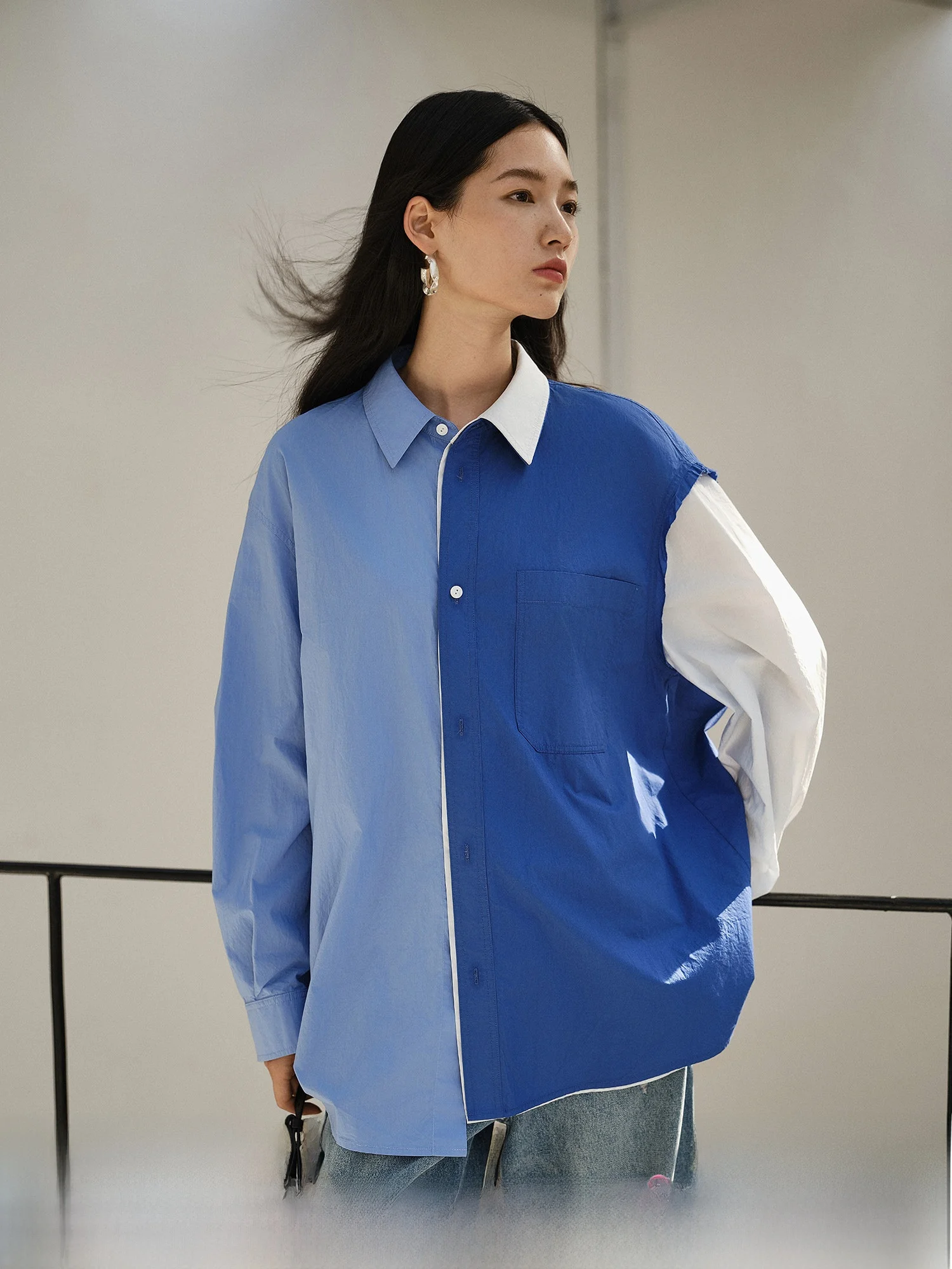Modern Initiation Loose Long Sleeve Blue Shirt Women's Spring Summer New Style Comfortable Breathable Polyester Fiber Shirt
Modern Initiation Loose Long Sleeve Blue Shirt Women's Spring Summer New Style Comfortable Breathable Polyester Fiber Shirt