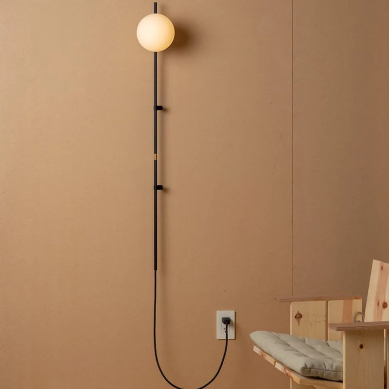 Nordic bedroom wall lamp living room simple and modern wiring with cord plug plug-in switch hotel wall modeling lamp
Nordic bedroom wall lamp living room simple and modern wiring with cord plug plug-in switch hotel wall modeling lamp