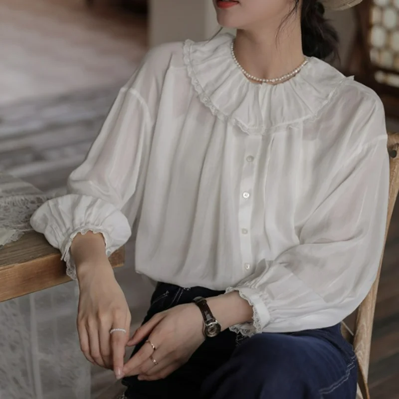Vintage French Fashion All-match Blusas Mujer Turn Down Collar Ruffles Lace Patchwork Blouses Single-breasted Solid Color Shirts
Vintage French Fashion All-match Blusas Mujer Turn Down Collar Ruffles Lace Patchwork Blouses Single-breasted Solid Color Shirts