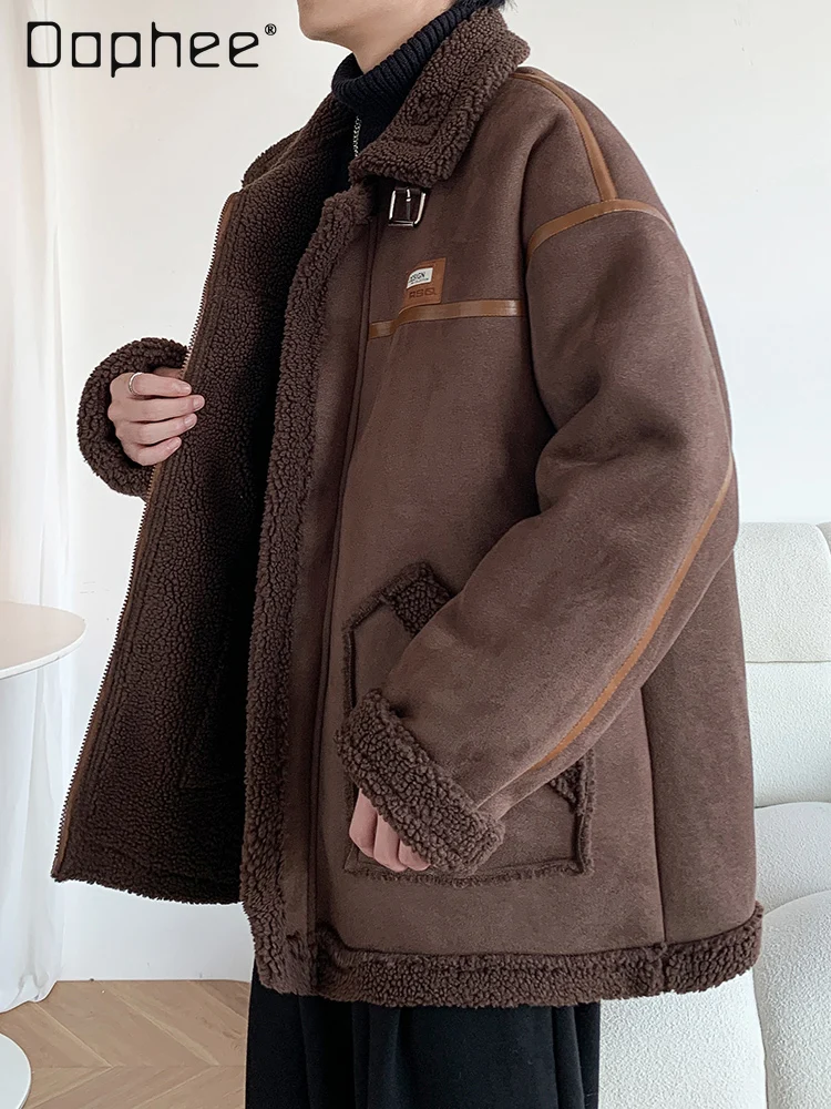2025 Autumn Winter New American Retro Men's Thickened Fleece Coffee Color White Black Loose Casual Lamb Wool Jacket 
2025 Autumn Winter New American Retro Men's Thickened Fleece Coffee Color White Black Loose Casual Lamb Wool Jacket