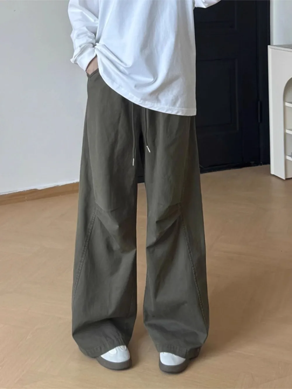 Military een Workwear Jeans Men's Vintage Waed Folded Knife Straight Leg Loose Wide Leg Long Trousers
Military een Workwear Jeans Men's Vintage Waed Folded Knife Straight Leg Loose Wide Leg Long Trousers