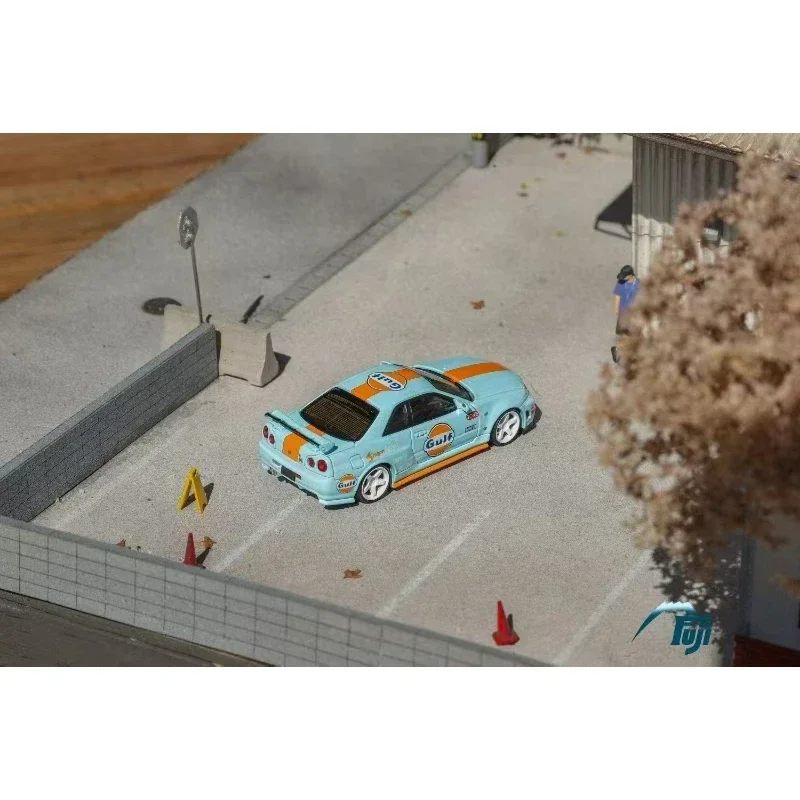 FUJI In Stock 1:64 Skyline GTR R34 Z Tune Diecast Diorama Car Model Collection Miniature Toys
FUJI In Stock 1:64 Skyline GTR R34 Z Tune Diecast Diorama Car Model Collection Miniature Toys