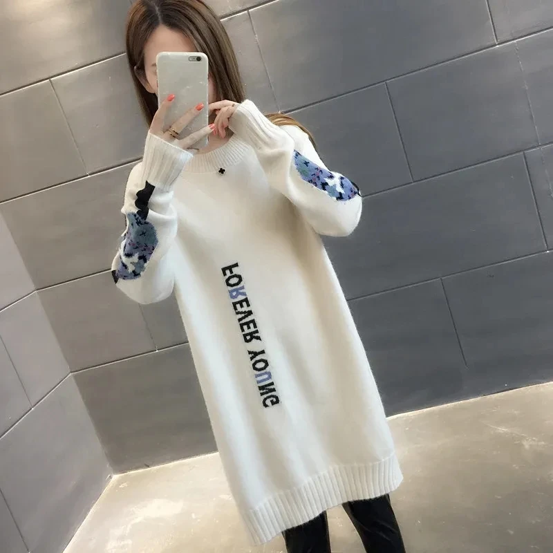 Long Warm Sweater Dress Women Outside Wear 2025 Autumn Winter New Fashion Loose Round Neck Letter Knitted Bottoming Shirt Dress
Long Warm Sweater Dress Women Outside Wear 2025 Autumn Winter New Fashion Loose Round Neck Letter Knitted Bottoming Shirt Dress