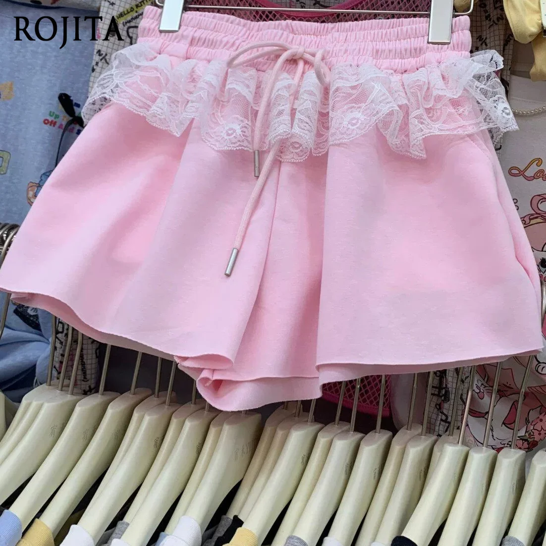 2026 Summer New High-waisted and Thin Lace Ruffle Edge Splicing Shorts Women's A-shaped Wide-leg Casual Shorts
2026 Summer New High-waisted and Thin Lace Ruffle Edge Splicing Shorts Women's A-shaped Wide-leg Casual Shorts