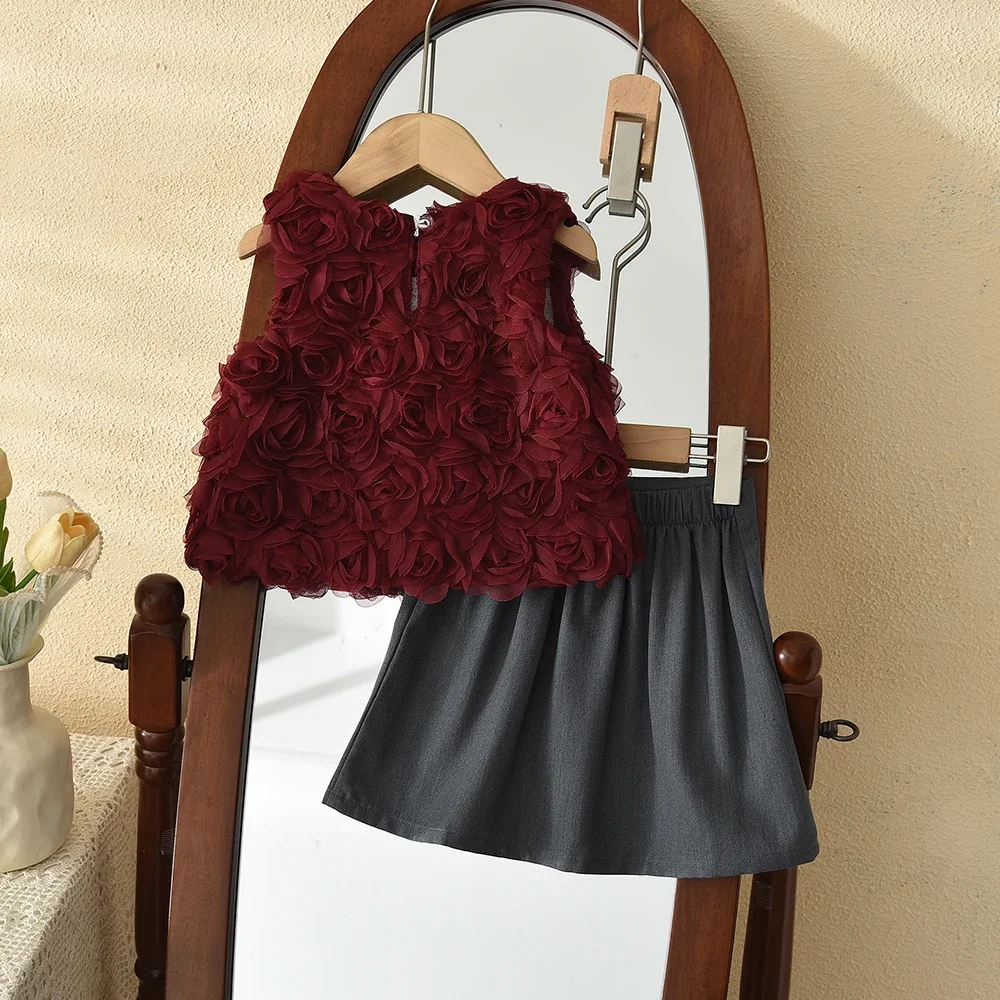2026 Kids Clothing Wine Red Nap Top + Gray Bow Skirt Fashionable Children's Set Sweet Flower Decoration Girls Clothes Set Summer
2026 Kids Clothing Wine Red Nap Top + Gray Bow Skirt Fashionable Children's Set Sweet Flower Decoration Girls Clothes Set Summer