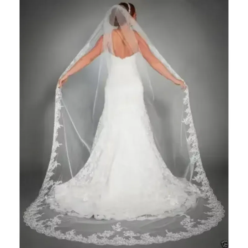 Distinctive Design 1 Layer White Ivory 3M Bridal Cathedral Veil Lace Edge Wedding
Distinctive Design 1 Layer White Ivory 3M Bridal Cathedral Veil Lace Edge Wedding