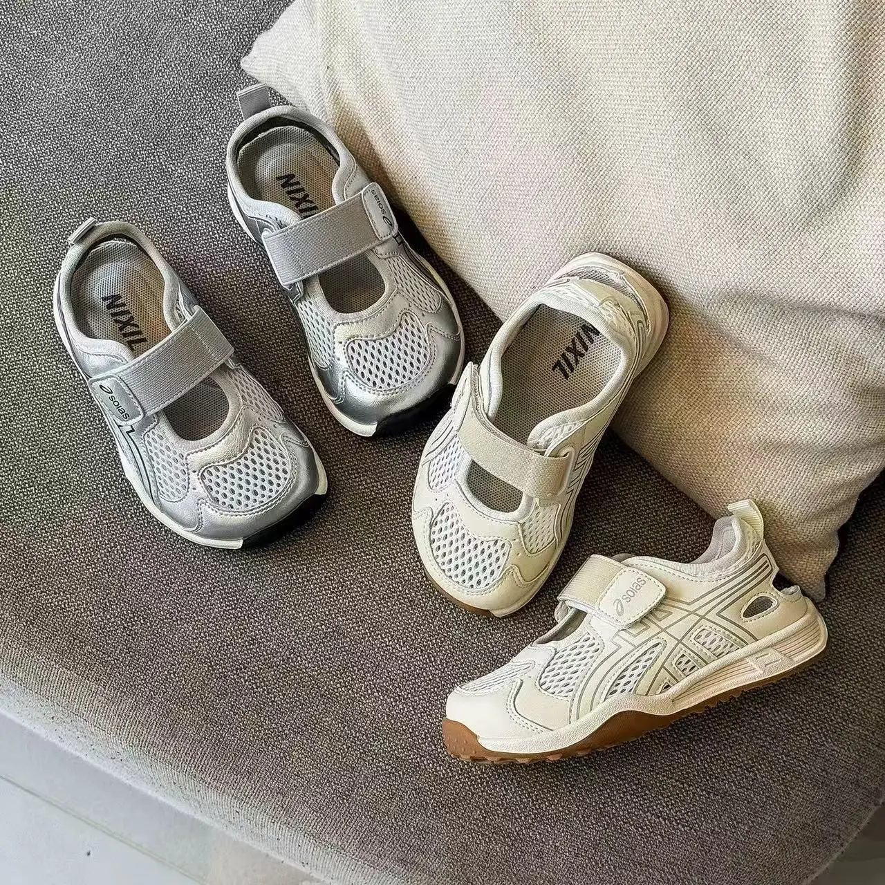 Kids'Casual Shoes Low-Cut Shoes Spring Shoes PU Leather Mesh For Girls Anti-slip Breathable White Silver Shoes Size 26-37
Kids'Casual Shoes Low-Cut Shoes Spring Shoes PU Leather Mesh For Girls Anti-slip Breathable White Silver Shoes Size 26-37