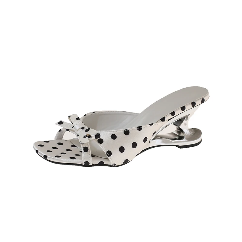 Sexy Open Toe Sandals Casual Comfortable Vacation High Heels Selling 2026 Summer New Women's Fashion Square Toe Flip-Flops
Sexy Open Toe Sandals Casual Comfortable Vacation High Heels Selling 2026 Summer New Women's Fashion Square Toe Flip-Flops