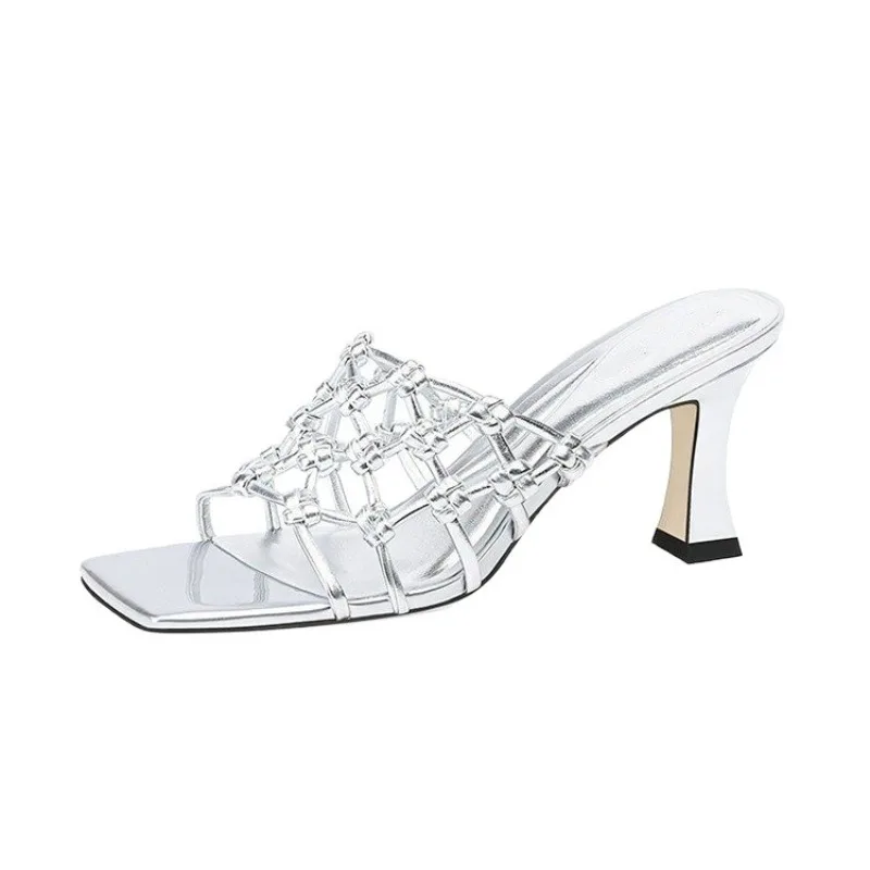 High End Women's Shoes 2026 New Soft Leather Woven Hollow Slippers with Sloping Heels and Beach Straight Line Slippers for Women
High End Women's Shoes 2026 New Soft Leather Woven Hollow Slippers with Sloping Heels and Beach Straight Line Slippers for Women