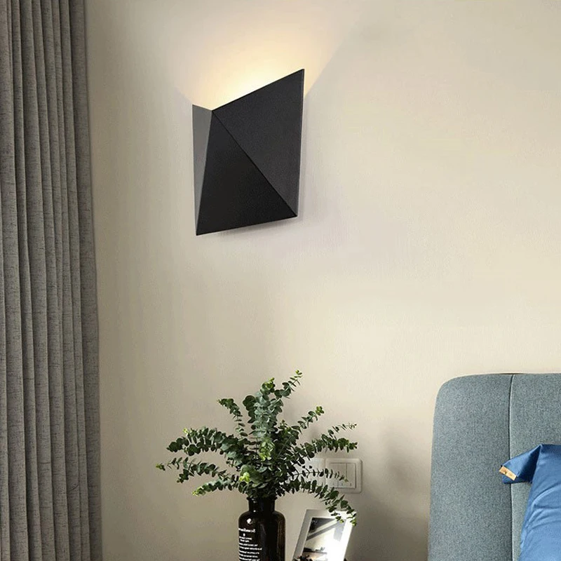 Wall Sconce Lighting for Bedroom, Farmhouse Rustic Wall Nordic Wood Wall Light Light Fixture Indoor for Living Room
Wall Sconce Lighting for Bedroom, Farmhouse Rustic Wall Nordic Wood Wall Light Light Fixture Indoor for Living Room