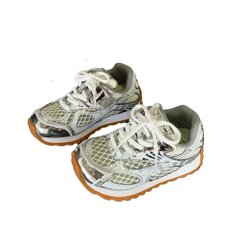 2025 Summer Boys Girls Breathable Hollow Orbit Metallic Sneaker Toddler Kid Casual Fashion Shoe Child Tenis Sports Walking Shoes
2025 Summer Boys Girls Breathable Hollow Orbit Metallic Sneaker Toddler Kid Casual Fashion Shoe Child Tenis Sports Walking Shoes