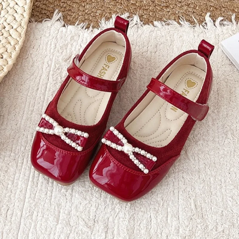 Shiny Leather Shoes for Girls 2025 Toddler Ballet Children Flats School Shoes Beaded Bow Soft Sole Princess Elegant Kids Shoes
Shiny Leather Shoes for Girls 2025 Toddler Ballet Children Flats School Shoes Beaded Bow Soft Sole Princess Elegant Kids Shoes