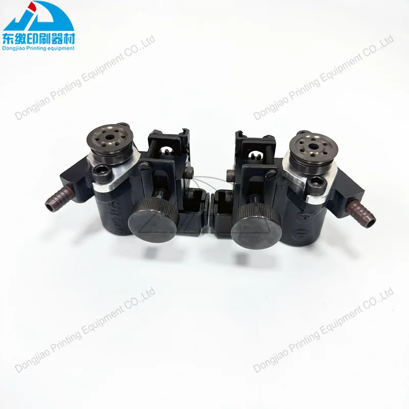 1 Pair 41.028.056F 41.028.046F Forwarding Sucker for Heidelberg SM74 PM74 Printing Spare Parts Sucker Good Quality
1 Pair 41.028.056F 41.028.046F Forwarding Sucker for Heidelberg SM74 PM74 Printing Spare Parts Sucker Good Quality