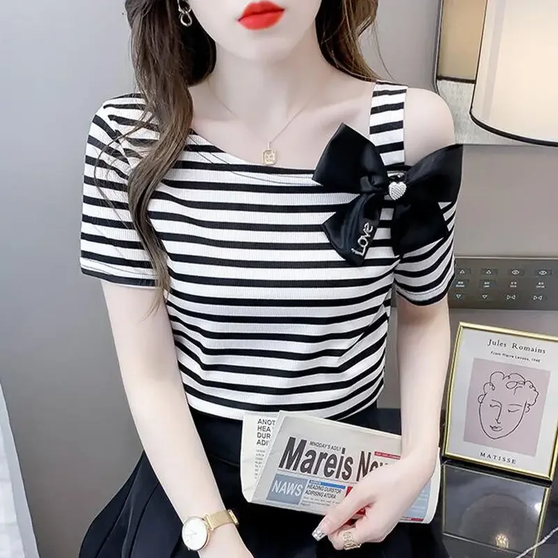 Printed Skew Collar Bow Hollow Out Off Shoulder Striped Blouse Women's Clothing New Casual Tops Sweet Shirt XT812
Printed Skew Collar Bow Hollow Out Off Shoulder Striped Blouse Women's Clothing New Casual Tops Sweet Shirt XT812