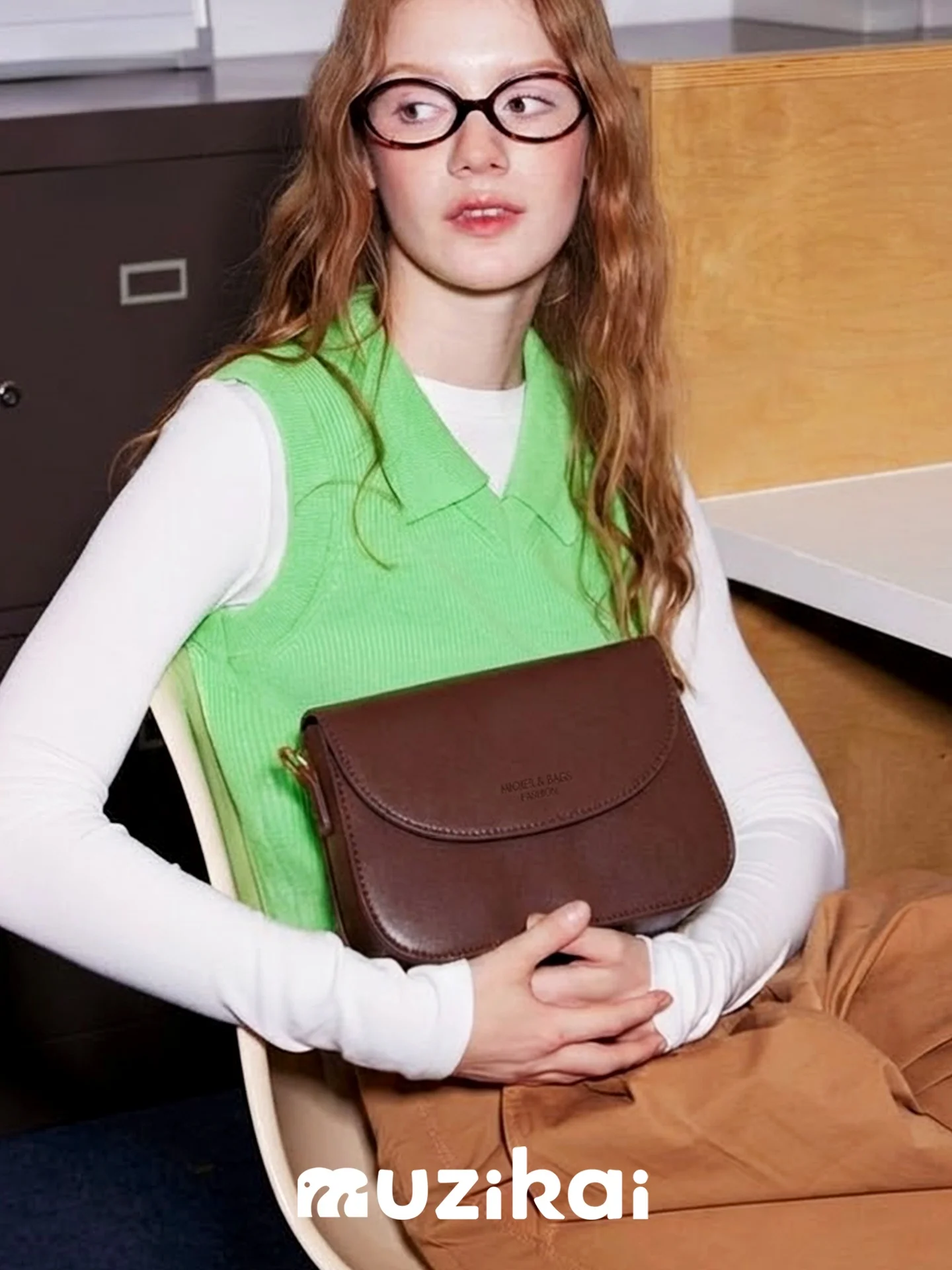 MuziKai Retro Minimalist Women's Crossbody Bag Soft PU Leather Square Bag Single Shoulder Bag Spring New Style Fashionable
MuziKai Retro Minimalist Women's Crossbody Bag Soft PU Leather Square Bag Single Shoulder Bag Spring New Style Fashionable
