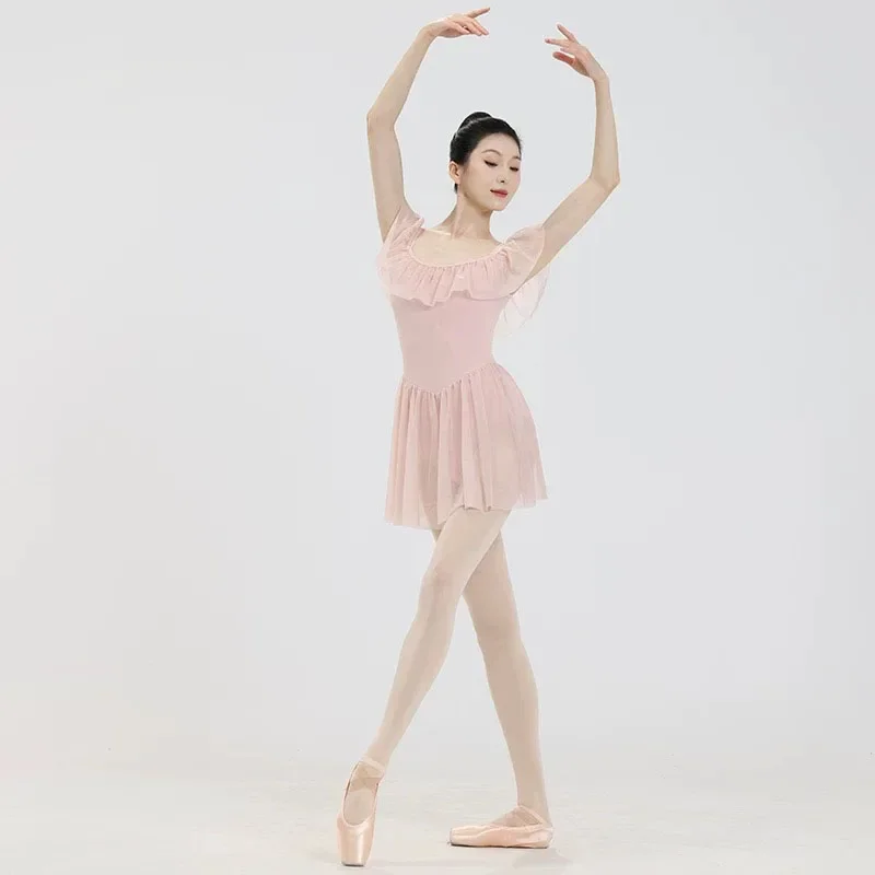 Женские балетные трико с рукавами в виде листьев лотоса, танцевальный камзол, гимнастический купальник для взрослых, новый дизайн, повседневное балетное боди
Женские балетные трико с рукавами в виде листьев лотоса, танцевальный камзол, гимнастический купальник для взрослых, новый дизайн, повседневное балетное боди