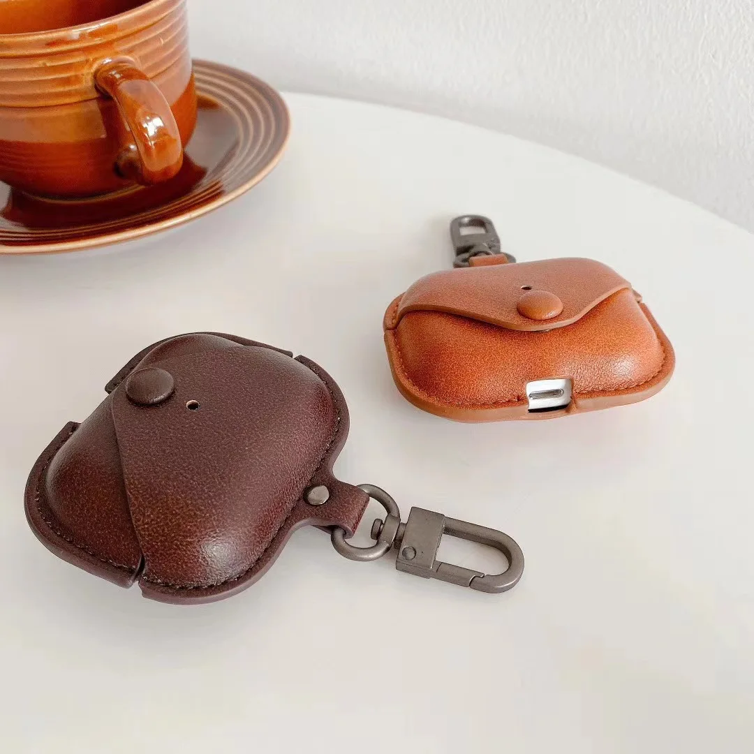 For AirPods PRO2 Pro3 Protective Case 1/2/3 Apple Earphones 4th Generation Leather Flip Earphone Cover Business Leather Bag
For AirPods PRO2 Pro3 Protective Case 1/2/3 Apple Earphones 4th Generation Leather Flip Earphone Cover Business Leather Bag