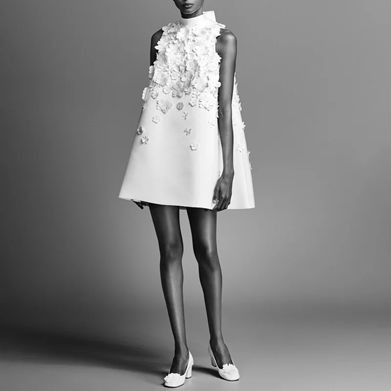 Chic Stand Collar Dimensional Flowers Dresses Spring Women Sleeveless A Line Dress Summer High Waist Loose Pullover Mini Dress
Chic Stand Collar Dimensional Flowers Dresses Spring Women Sleeveless A Line Dress Summer High Waist Loose Pullover Mini Dress