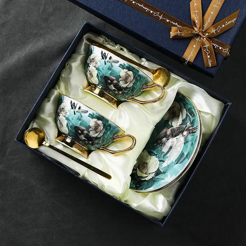 Coffee cup small delicate small luxury afternoon tea tea set with high appearance and elegant bone china cup and saucer set
Coffee cup small delicate small luxury afternoon tea tea set with high appearance and elegant bone china cup and saucer set