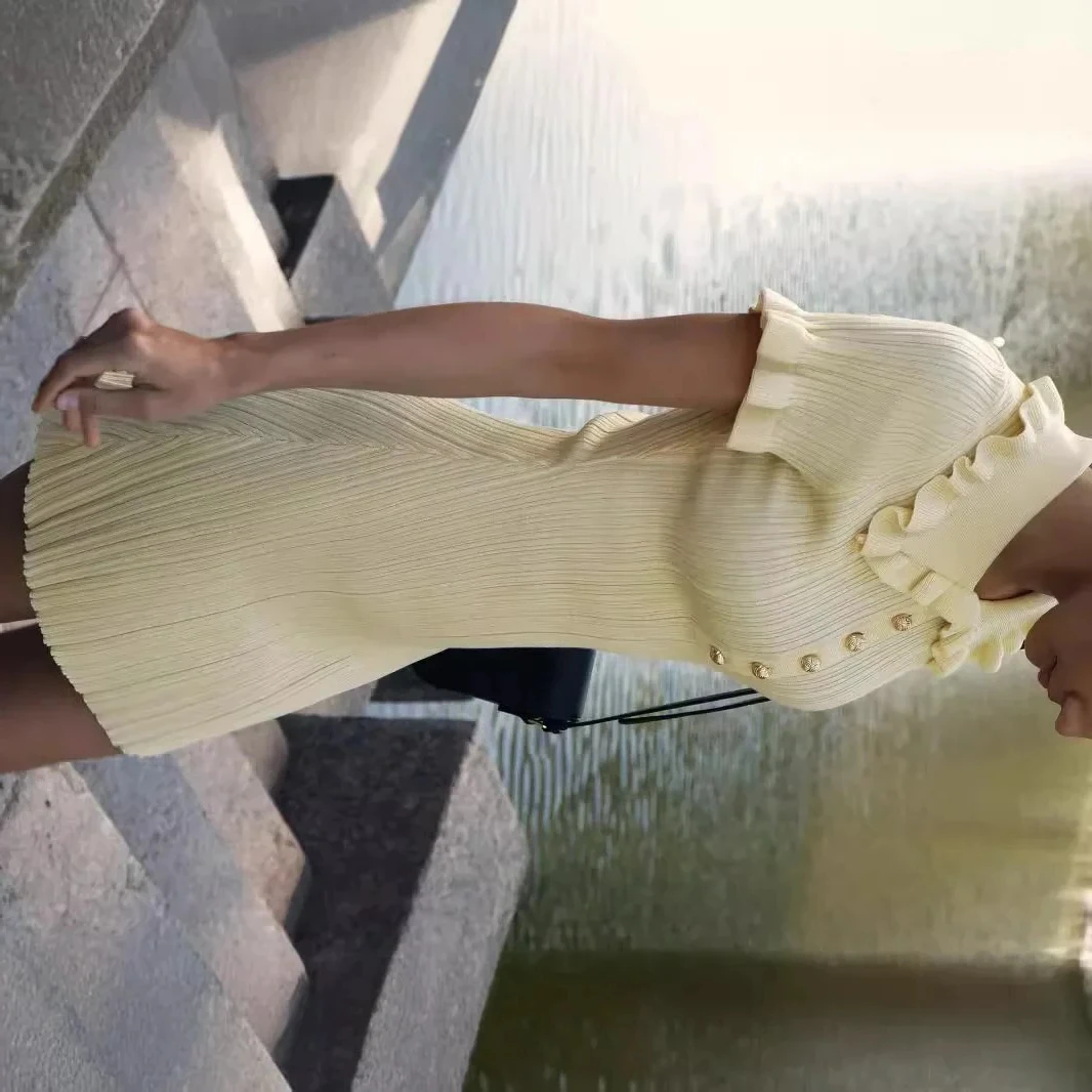 Chic Ruffle Lapel Dress Summer Vintage France Dresses Hepburn Skinny Knit Dress Design Office Ladies Dresses High Street New
Chic Ruffle Lapel Dress Summer Vintage France Dresses Hepburn Skinny Knit Dress Design Office Ladies Dresses High Street New