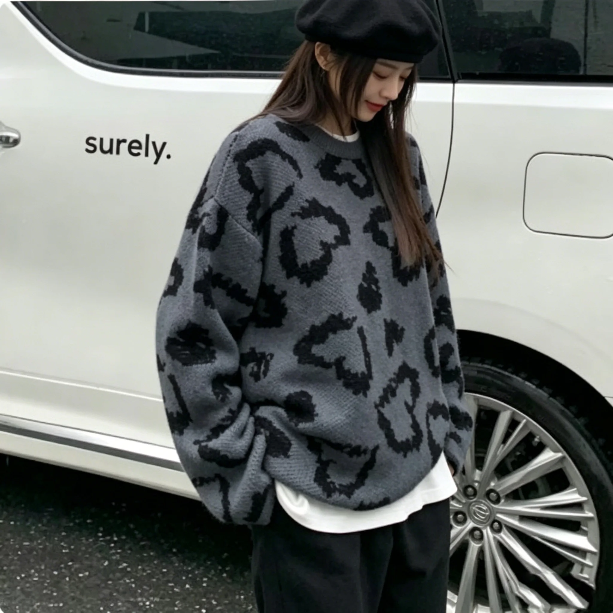 2026 Autumn European and American Fashion Women's Knitted Sweater Hoodie Small Round Neck Leopard Pattern Thickened Retro Jacqua
2026 Autumn European and American Fashion Women's Knitted Sweater Hoodie Small Round Neck Leopard Pattern Thickened Retro Jacqua
