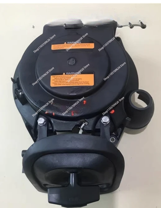 4-stroke 15/18 HP outboard engine hangs up the propeller starter to pull the plate.
4-stroke 15/18 HP outboard engine hangs up the propeller starter to pull the plate.