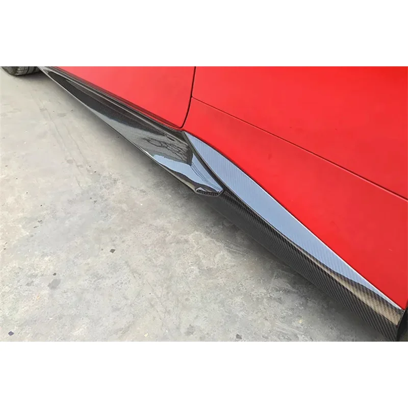 488 Upgrade Carbon Fiber N-style Body Kit Includes Front Lip, Side Skirt, Rear Bumper, Lampshade, Air Vent and Wing
488 Upgrade Carbon Fiber N-style Body Kit Includes Front Lip, Side Skirt, Rear Bumper, Lampshade, Air Vent and Wing