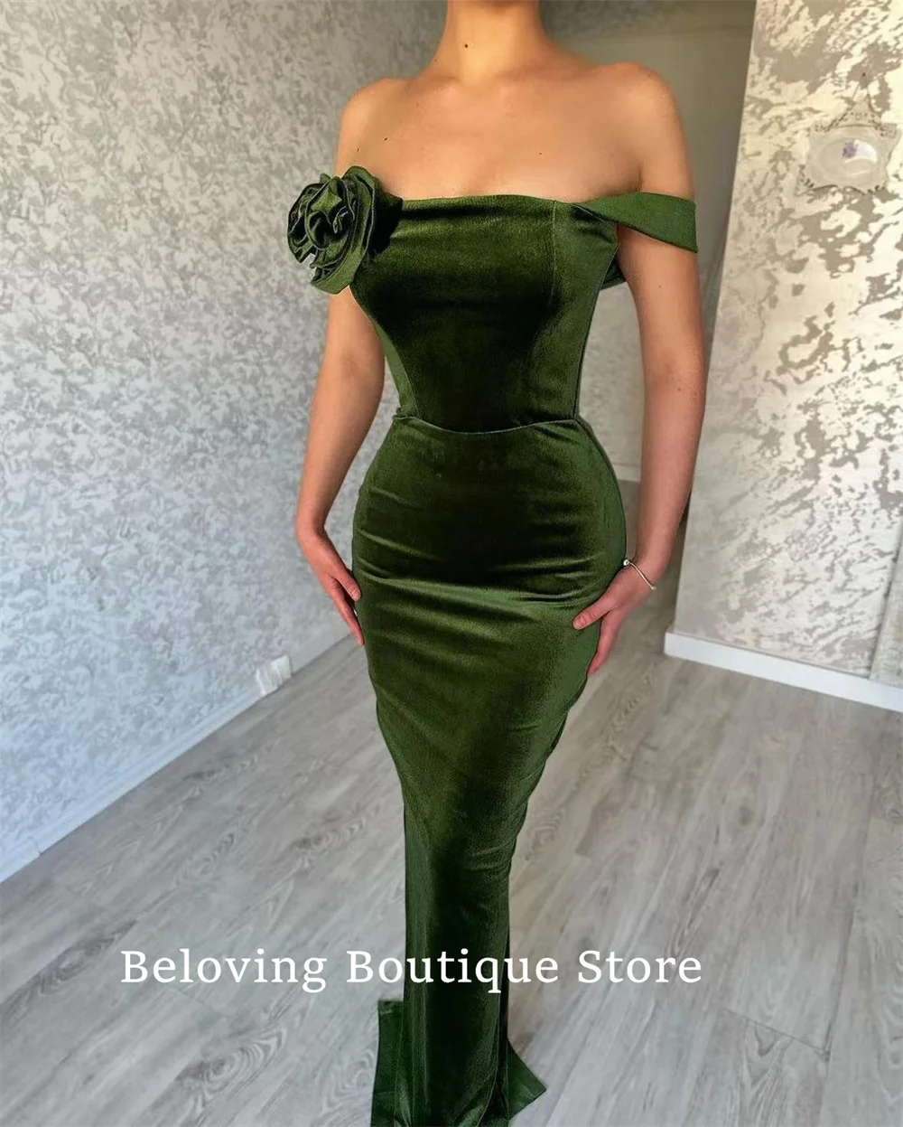 Green Velour Mermaid Prom Dresses Formal 2024 Boat Neck Off Shoulder Pageant Prom Dress With Flowers Arabic Beach Party Gowns
Green Velour Mermaid Prom Dresses Formal 2024 Boat Neck Off Shoulder Pageant Prom Dress With Flowers Arabic Beach Party Gowns