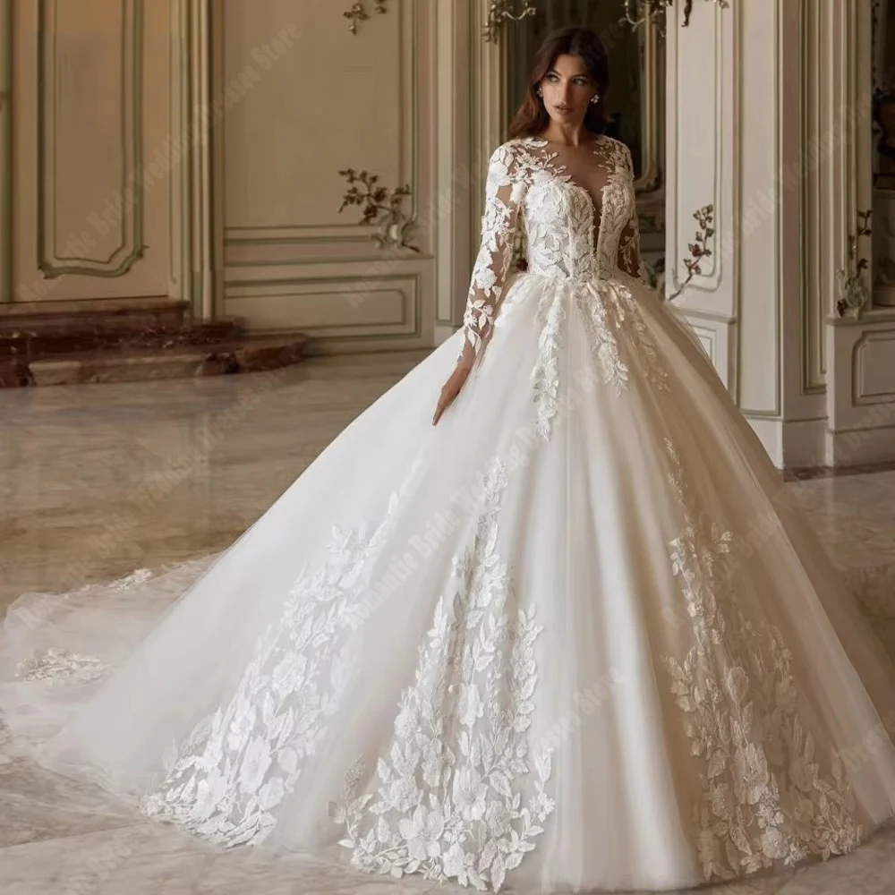 2025 Luxurious Women Wedding Dresses Lace Appliques Extra Large Palace Skirt Hem Bride Gowns Cocktail Party Princess Customized
2025 Luxurious Women Wedding Dresses Lace Appliques Extra Large Palace Skirt Hem Bride Gowns Cocktail Party Princess Customized
