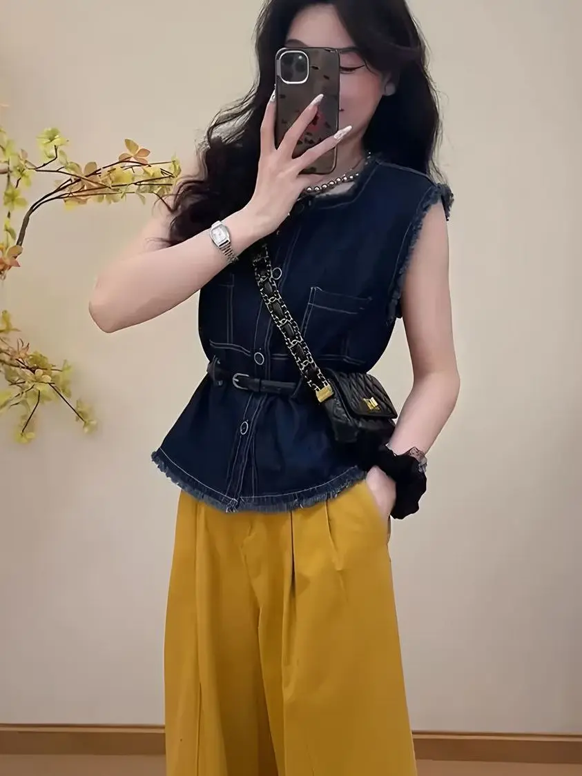 Tassel Detail Yellow Denim Vest And Wide Leg Pants Set Women's Fashionable Spring Summer Autumn Two Piece Suit Casual Wear
Tassel Detail Yellow Denim Vest And Wide Leg Pants Set Women's Fashionable Spring Summer Autumn Two Piece Suit Casual Wear