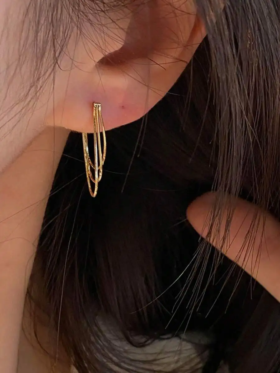 Gold-Tone Triple Interlocking Loop Dangle Earrings For Women, Long Minimalist Chain Jewelry Ideal For Party, Wedding, Gift
Gold-Tone Triple Interlocking Loop Dangle Earrings For Women, Long Minimalist Chain Jewelry Ideal For Party, Wedding, Gift
