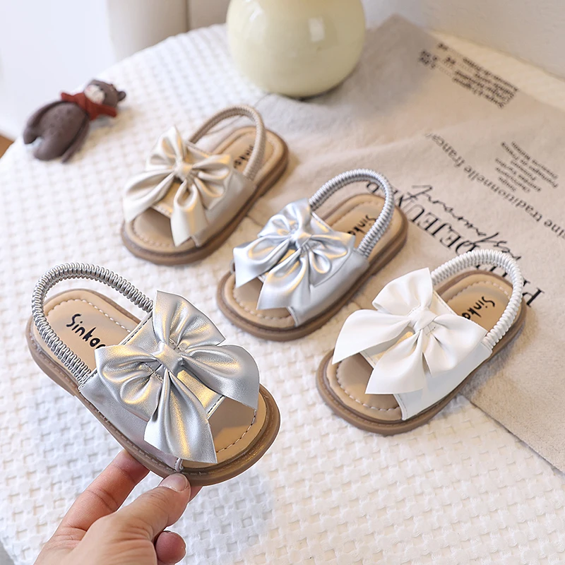 Girls' Summer 2026 Sandals Open-Toe Breathable Bow Knot Children's Beach Shoes Soft Soled Lightweight Fashion Shoes 21-30
Girls' Summer 2026 Sandals Open-Toe Breathable Bow Knot Children's Beach Shoes Soft Soled Lightweight Fashion Shoes 21-30