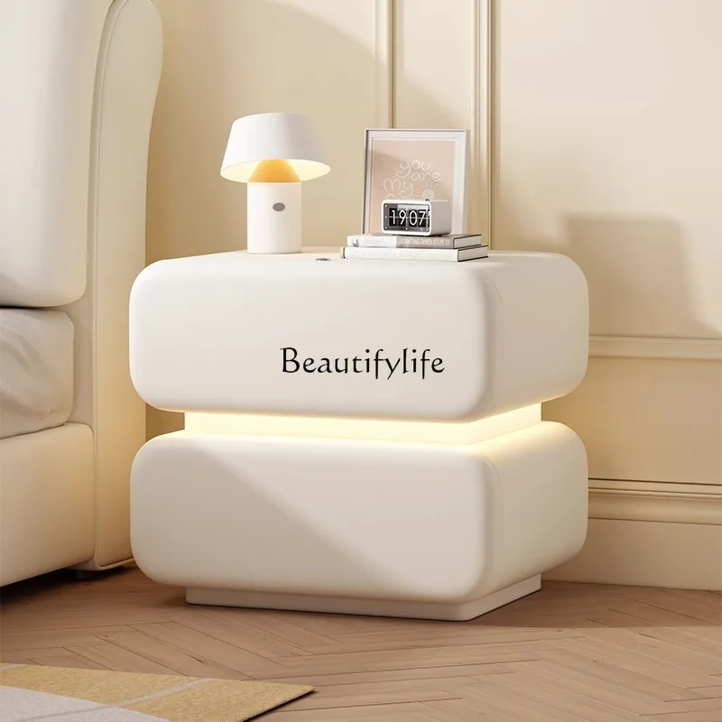 Simple modern bedroom household bedside storage cabinet small apartment light luxury high sense
Simple modern bedroom household bedside storage cabinet small apartment light luxury high sense