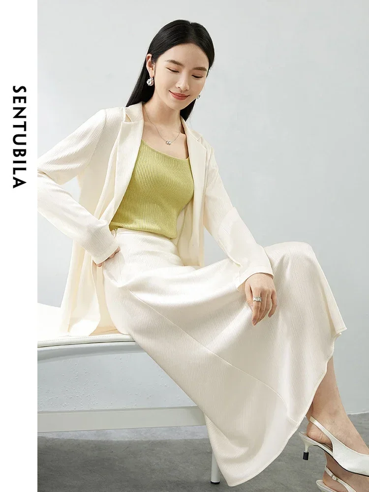 SENTUBILA Women's Satin Skirts Set 2025 Spring Loose Suit Jacket A-line Split Midi Skirt Commuter Apricot Blazer Suit 141Z53722
SENTUBILA Women's Satin Skirts Set 2025 Spring Loose Suit Jacket A-line Split Midi Skirt Commuter Apricot Blazer Suit 141Z53722