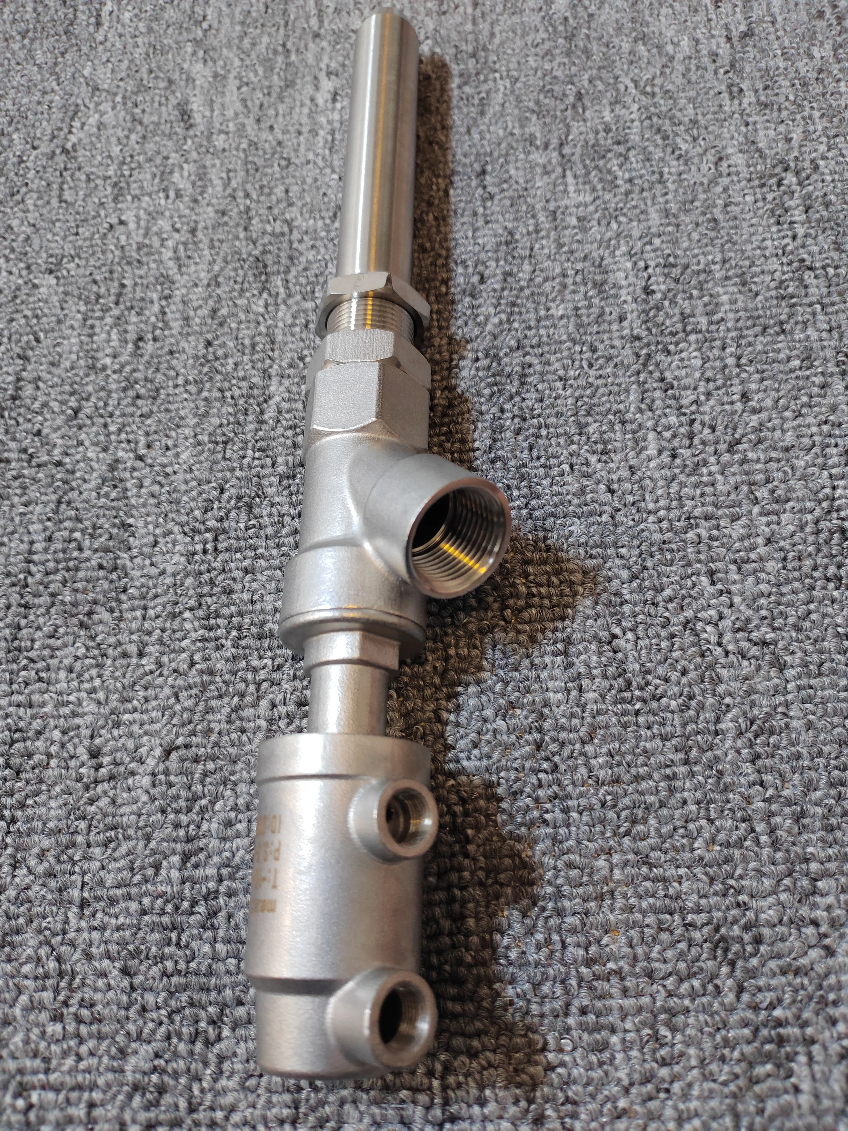 Аксессуары для разливочной машины, насадка для наполнения клапана, головка для наполнения, выпускной клапан, противокапельное пневматическое угловое седло, насадка для наполнения клапана
Аксессуары для разливочной машины, насадка для наполнения клапана, головка для наполнения, выпускной клапан, противокапельное пневматическое угловое седло, насадка для наполнения клапана