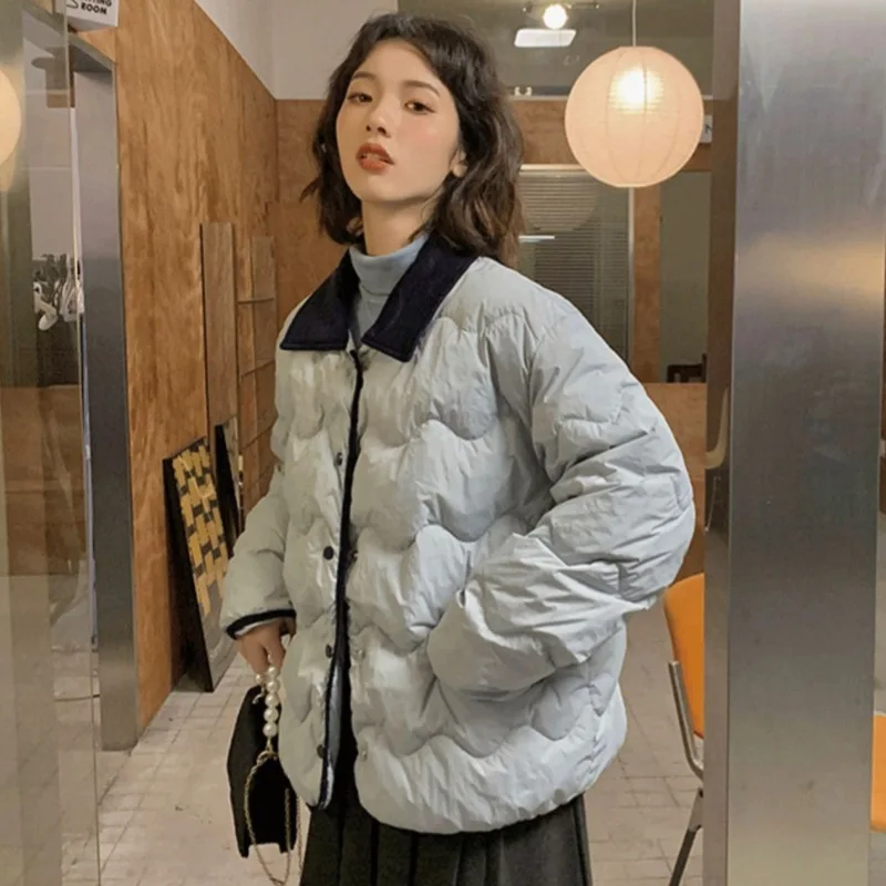 2024 new short Korean style women's winter loose cotton coat thickened small fragrant cotton coat trendy fashion jacket
2024 new short Korean style women's winter loose cotton coat thickened small fragrant cotton coat trendy fashion jacket
