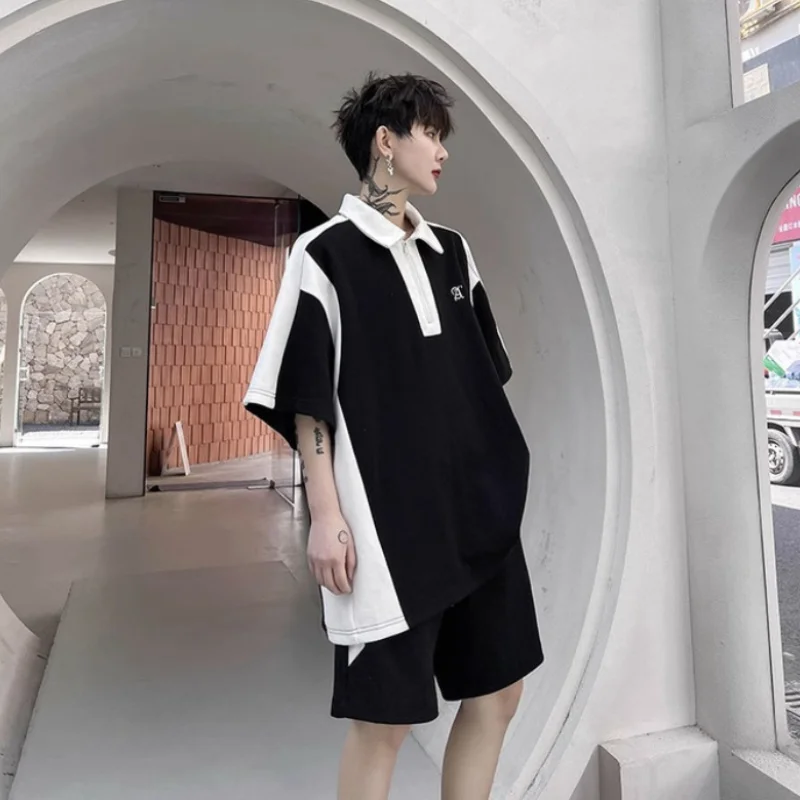 Black White Contrast Half Zippered Lapel Shirt Set for Men's Summer Wear High-end Casual Shorts Gothic Patchwork Two-piece
Black White Contrast Half Zippered Lapel Shirt Set for Men's Summer Wear High-end Casual Shorts Gothic Patchwork Two-piece